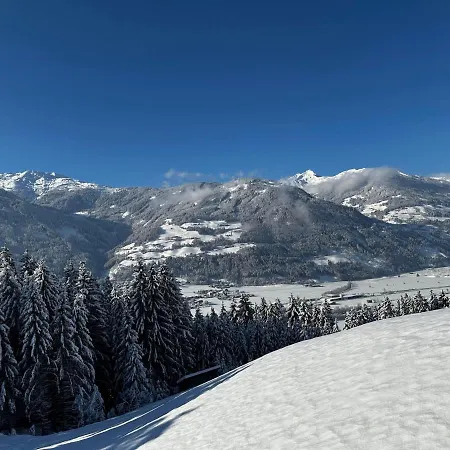 Bergzua Apartamento